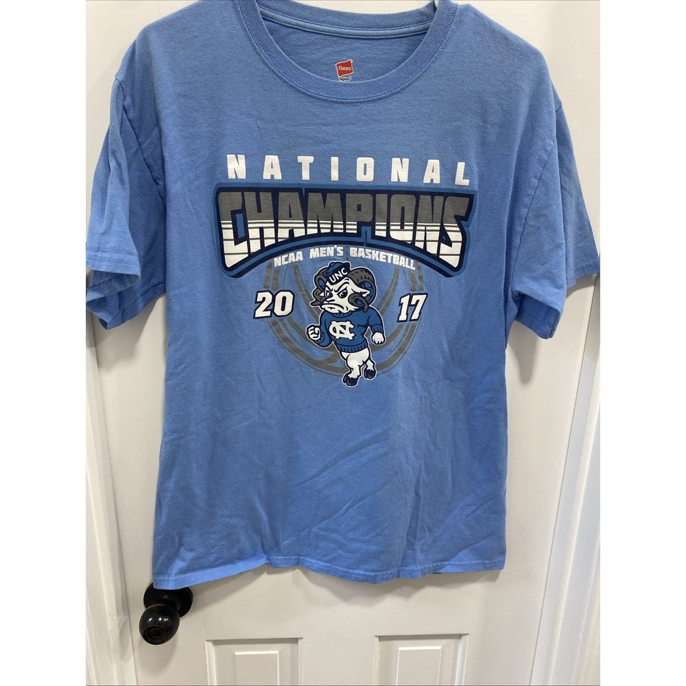 UNC NCAA Men's National Champions 2017 Blue Short Sleeve T-shirt Mens M
